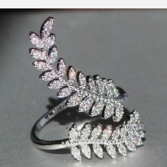 Leaf Women 925 Silver Diamond Ring - Picture 3 of 4